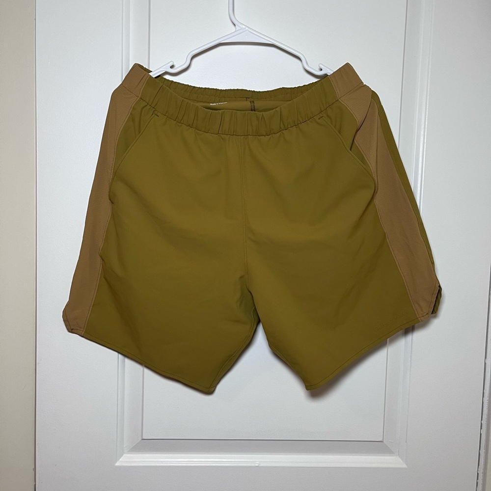 OUTDOOR VOICES Men's High Stride Train 7" Short with Pockets Patchouli Medium - Picture 2 of 4